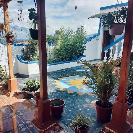 Hostal Chasqui Otavalo Exteriör bild
