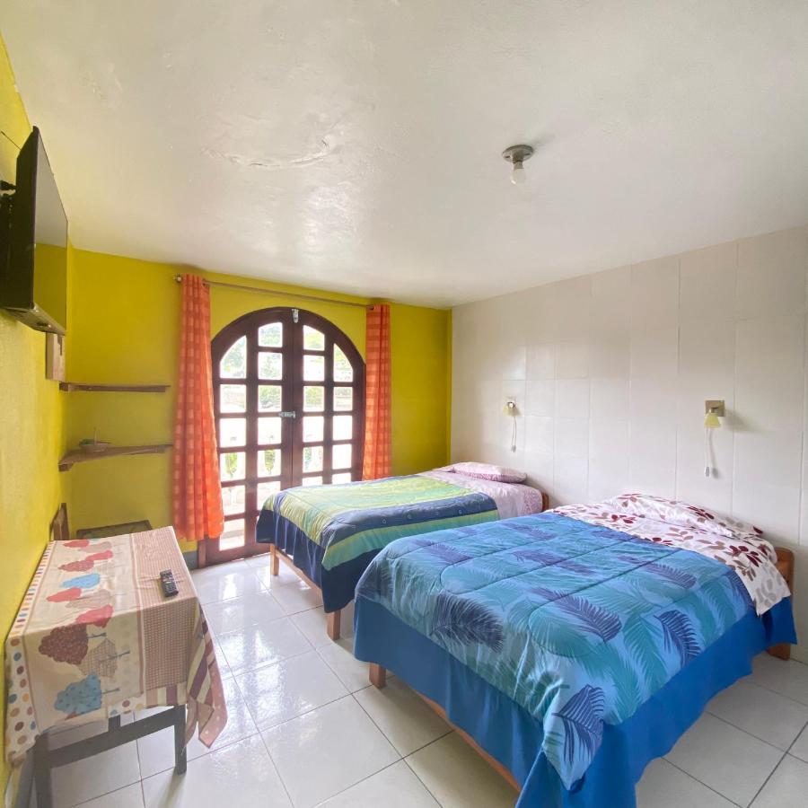 Hostal Chasqui Otavalo Exteriör bild