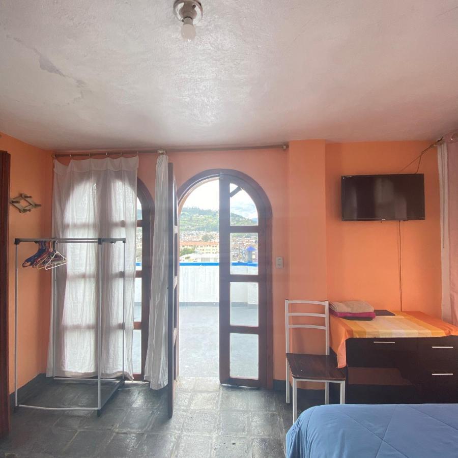 Hostal Chasqui Otavalo Exteriör bild