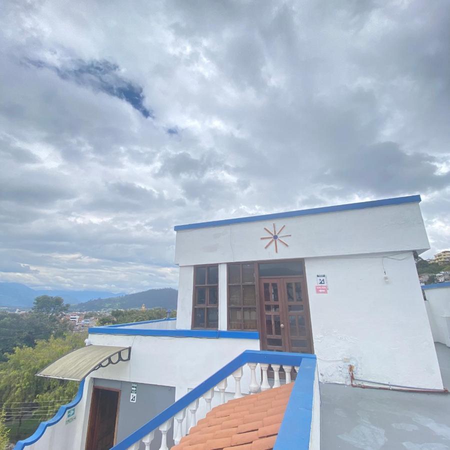 Hostal Chasqui Otavalo Exteriör bild
