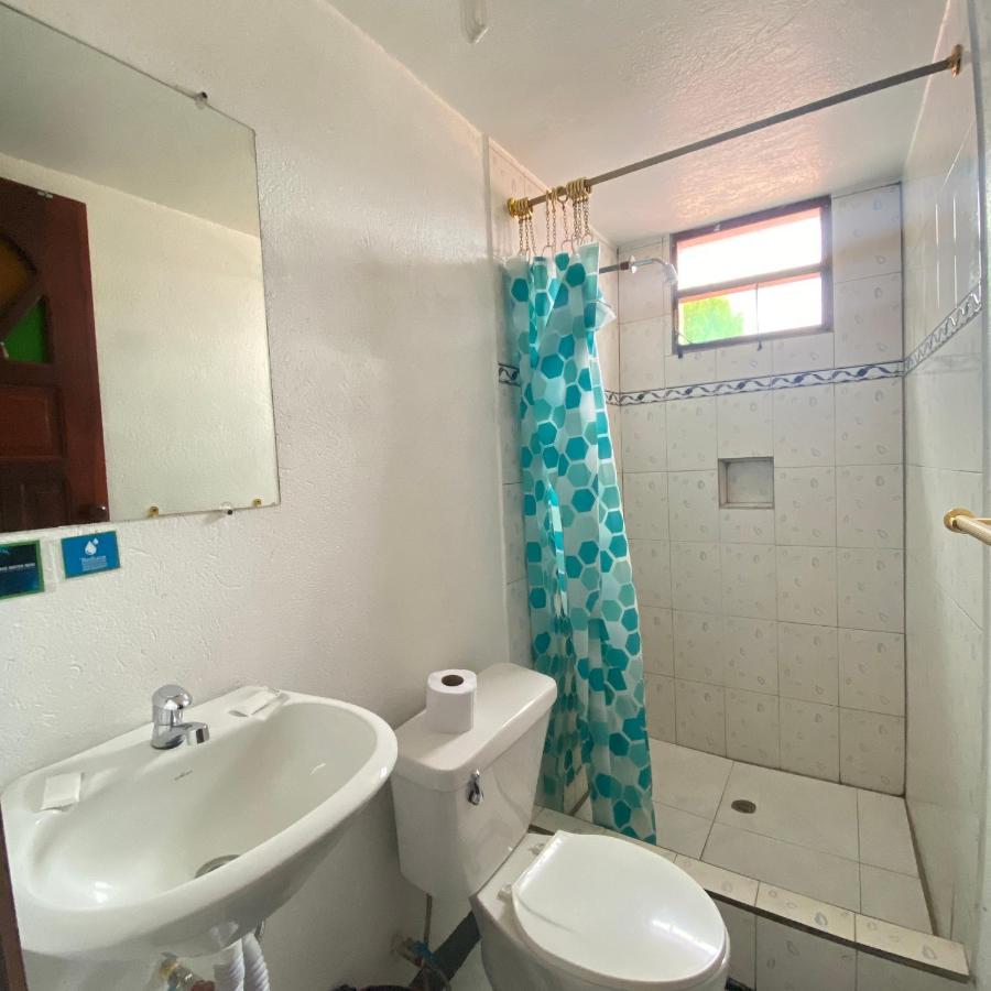 Hostal Chasqui Otavalo Exteriör bild