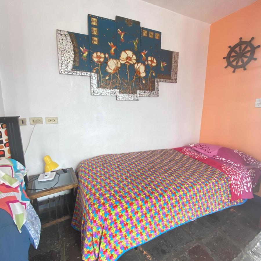 Hostal Chasqui Otavalo Exteriör bild